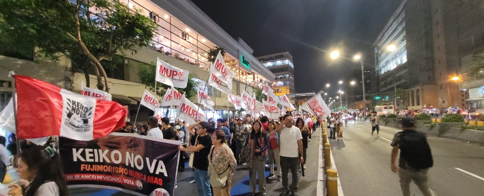 Marcha del MUP en las calles de Lima
